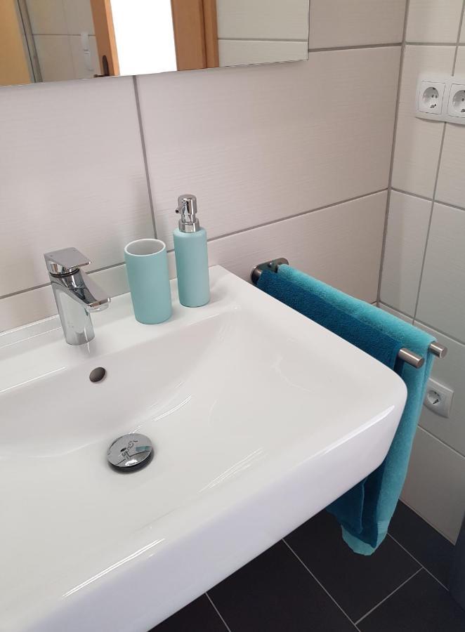 Apartment Am Kaffelstein - Mit Terrasse Kreuzwertheim ภายนอก รูปภาพ