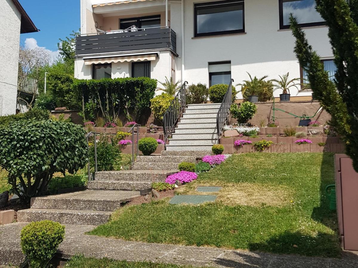 Apartment Am Kaffelstein - Mit Terrasse Kreuzwertheim ภายนอก รูปภาพ